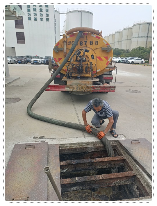 香格里拉隔油池清掏