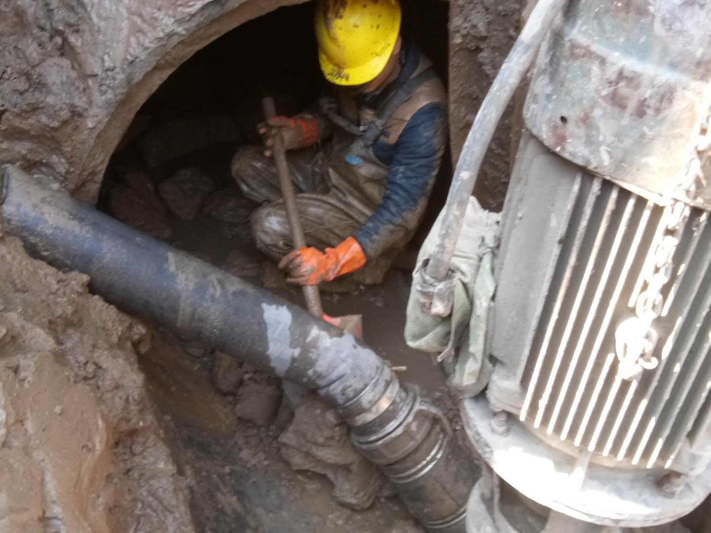 香格里拉管道清淤